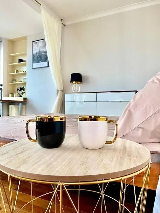 Warsaw Skyline View, City Loft With Parking Space Apartment